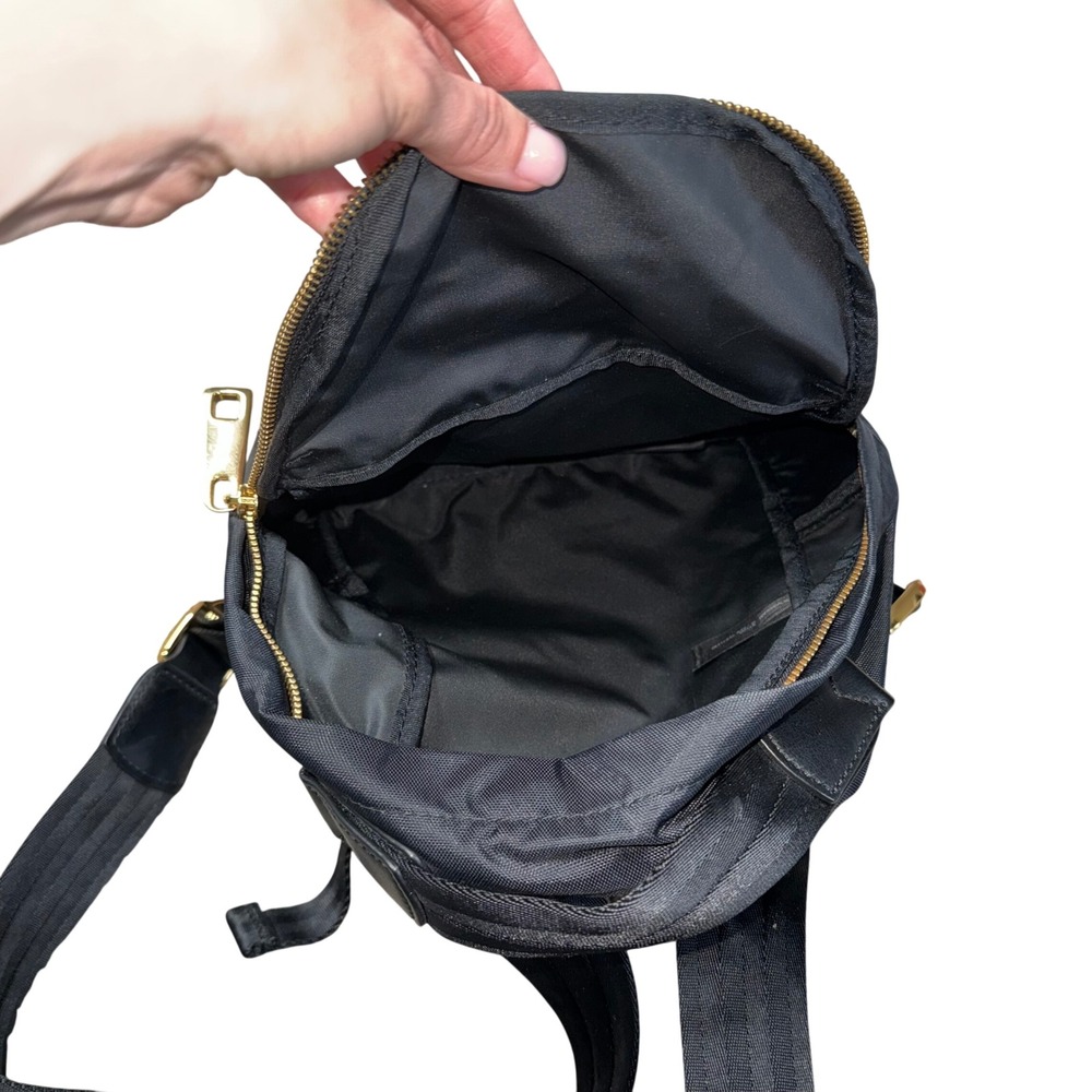 Marc Jacobs Mini Nylon Backpack Womens Small Black Excellent Gold Hardware Zip - Picture 5 of 5